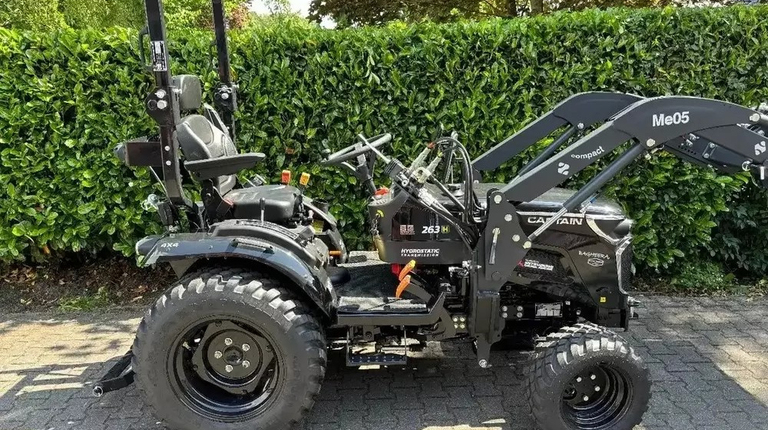 Captain D263 H met voorlader al vanaf €299 per maand.